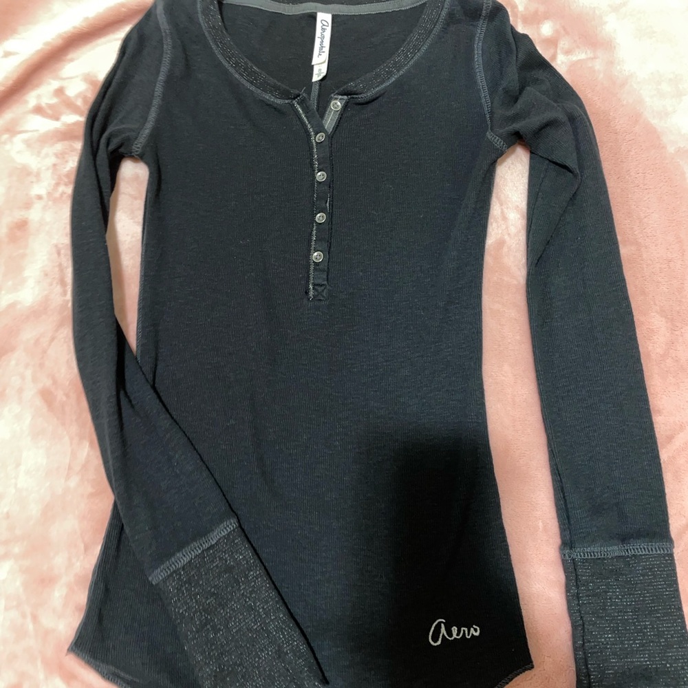 Black Aeropostale long sleeve shirt